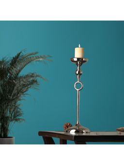 De Maison Decor - Ajna Small Silver Pillar Holder