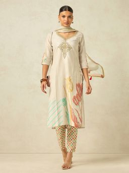 HRITIKA - Women Beige Floral Kurta with Pant and Dupatta