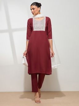 HRITIKA - Women Maroon Embroidered Kurta with Pant and Dupatta