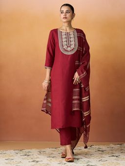 HRITIKA - Women Maroon Embroidered Kurta with Pant and Dupatta
