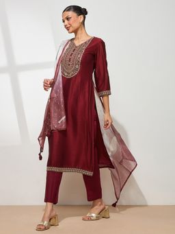 HRITIKA - Women Maroon Embroidered Kurta with Pant and Dupatta