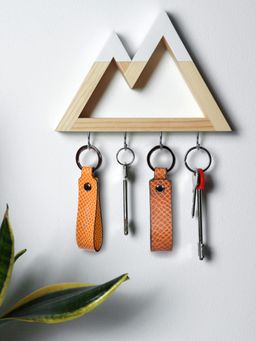 Sassora - Premium Leather Keychains - Tan