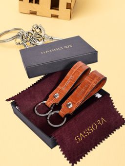 Sassora - Premium Leather Keychains - Tan
