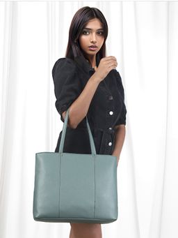 Toteteca - Stuffit Shoulder Bag