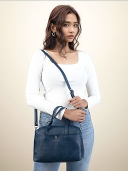 Toteteca - Unlined Shoulder Bag