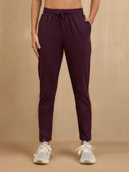 Nykd by Nykaa - Ultimate Comfort Cotton Travel Pants in Relaxed Fit with Spill Safe Zip Pockets NYAT502 Grape