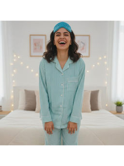 MASU - Women Green Pure Cotton Day Dreaming Print Shirt with Pyjama and Sleeve Bag