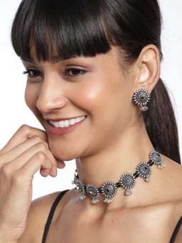 BINNI - Suryani German Silver Sunflower Choker Set