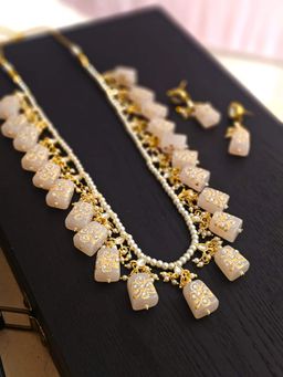 BINNI - Handprinted Quartz Stone Necklace Set