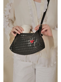FAVORI - Black Tissa- Woven Handbag