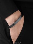 Black color option, Sold out, Currently selected