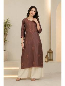 VAIRAGEE - Women Brown Embroidered Straight Kurta