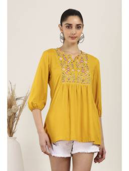 Rangriti - Women Yellow Rayon Straight Tunic