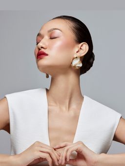 Anaash - White Amby Studs