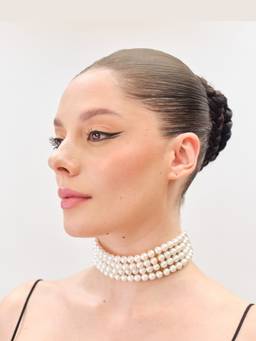 Anaash - White 8mm Pearl Choker