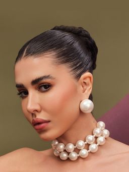 Anaash - White 30mm Royal Studs