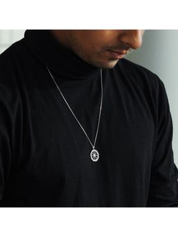 GIVA - Sterling Silver Wheel Pendant With Link Chain For Mens