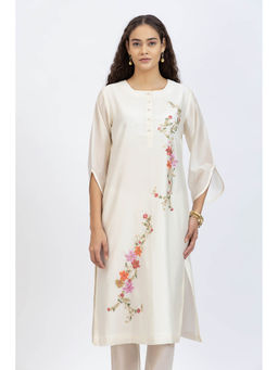 SMRITI GUPTA - Off White Chanderi Embroidered Kurta