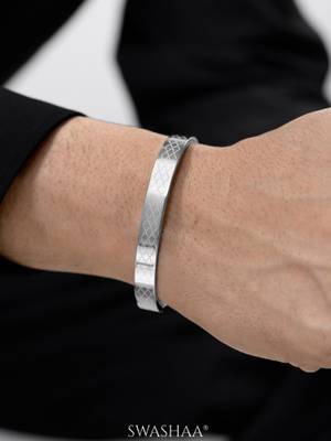Buy SWASHAA Ian Silver Men's Kada - Image 1