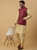 Maroon color option, Currently selected
