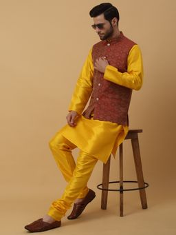 Kraft India - Men Yellow Kurta & Churidar with Jacquard Maroon Nehru Jacket (Set of 3)