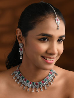 I Jewels - Ethnic Stylish Boho Silver Oxidised Choker Necklace Jewellery Set