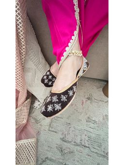 Desi Colour - The Mehar Collection Brown Elara Brunelle Juttis