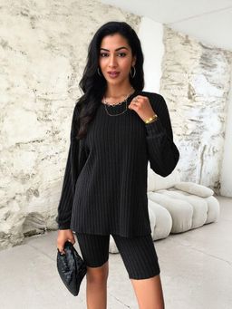 Outzidr - Black Ribbed Street Style Co Ord Set With Cycling Shorts