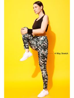 Clovia - Snug-fit High Rise Camouflage PrInt Active Tights In Grey