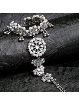 Karatcart - Oxidised Silver Floral Kundan Handcrafted Hathphool