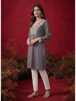 Lakshita - Beige Embroidered Wool Straight Kurta