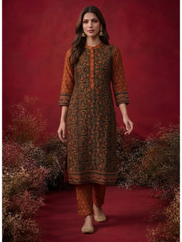 Lakshita - Black Floral Printed Kurta With Pant