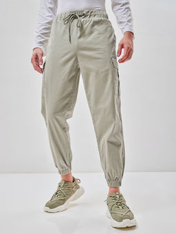 Bewakoof - Men's Green Oversized Cargo Jogger Pants