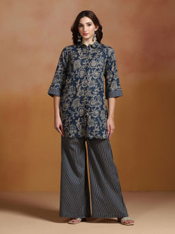 Shree - Cambric Indigo Printed Kurta with Wide Leg Pant