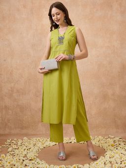 Globus - Green Gotta Patti Detail V-Neck Lurex Work Festive Kurta and Straight Pant (Set of 2)