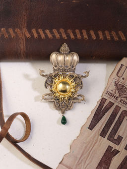 Cosa Nostraa - The Clock Brooch