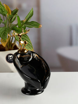 Kookee - Black Ceramic Soap Holder Dish with Scrub