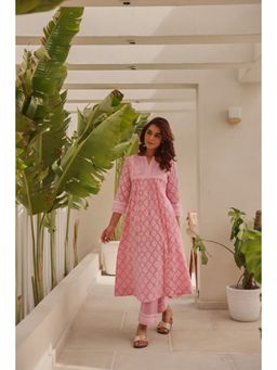 EKOHUM - Pink Printed Kurta and Pant