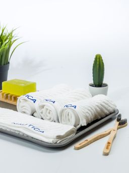 Nautica - Fluffy Zero Twist Pure Cotton Towel, Set of 4 Face Towels Solid-White