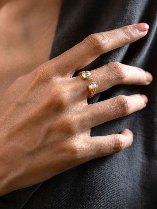 Shaya by CaratLane 925 Silver Shaya by CaratLane Queen of Connections Ring in Gold Plated