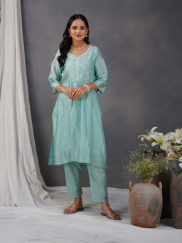 Zuri - Sea Green Embroidered Chanderi Kurta Paired With Matching Pant