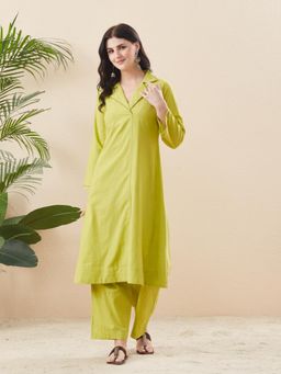 MOKOSH - Women Green Solid Thread Work Kurta with Palazzo