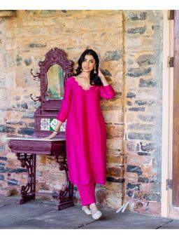 Missprint - Women Pink Solid Embroidered Kurta with Pant
