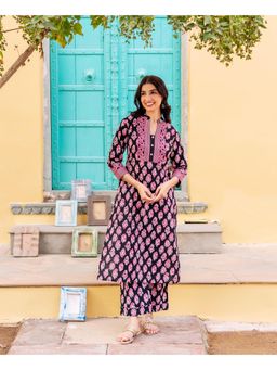 Missprint - Women Black Floral Printed Kurta with Pant