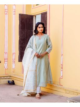 Missprint - Women Green Embroidered Zardozi Kurta with Pant and Dupatta