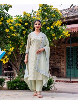 Missprint - Women Green Floral Printed Kurta with Pant and Dupatta