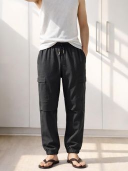 The Indian Garage Co - Men Dark Grey Relaxed Fit Textured Mid-Rise Joggers