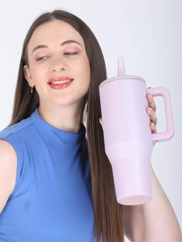 House of Quirk - Tumbler with Handle and Simple Flip Straw
