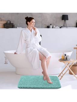 LUXEHOME INTERNATIONAL - International Vegas Super Soft, Washable Microfiber Bath Mat