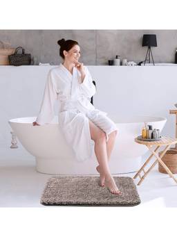 LUXEHOME INTERNATIONAL - International Vegas Super Soft, Washable Microfiber Bath Mat